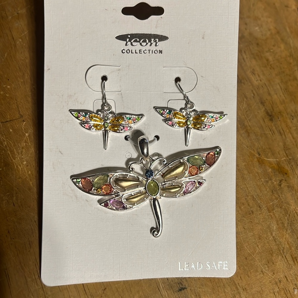 Icon Collection Dragon Fly Dangle Earrings and Pendant